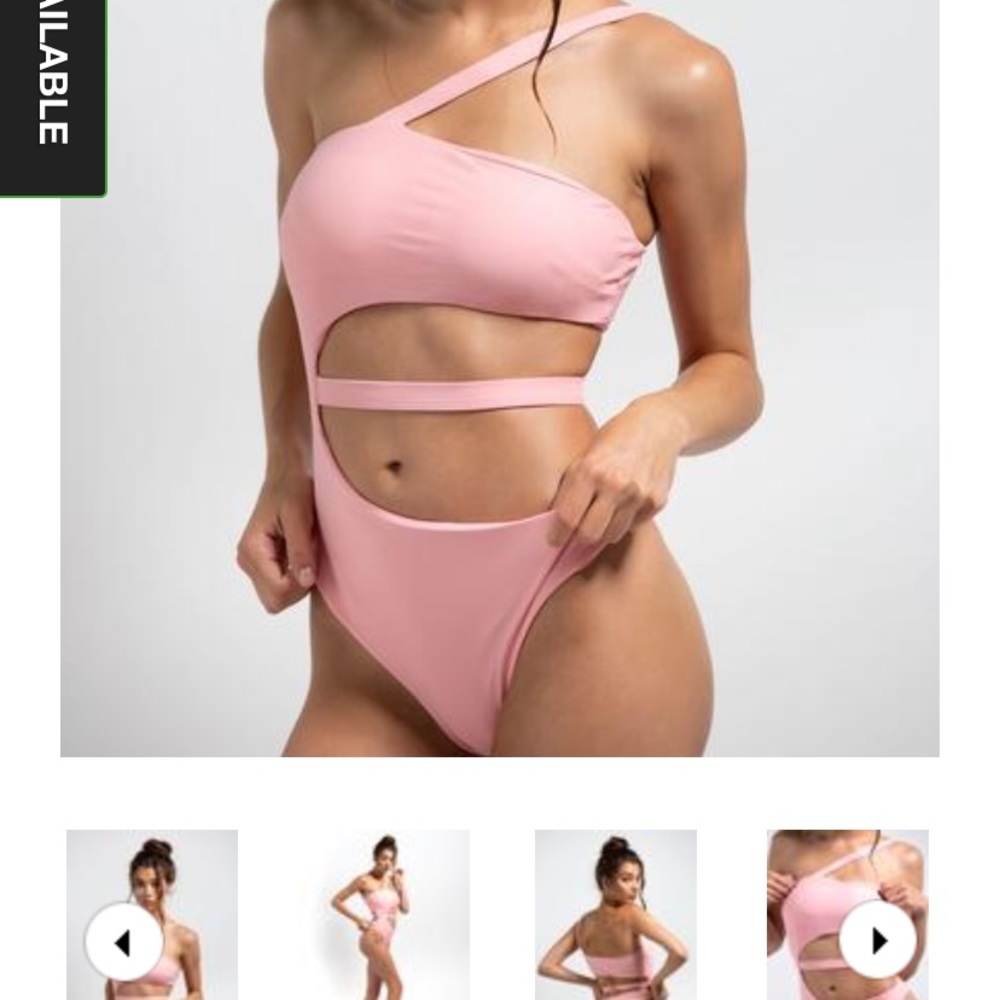 Swim suit